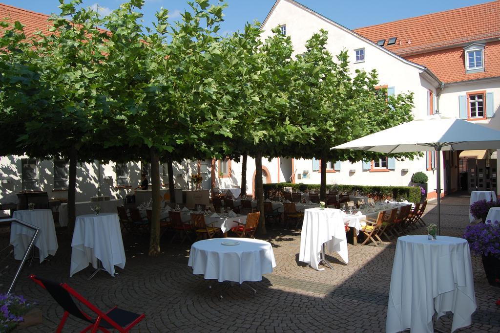 Osthofen Landhotel Zum Schwanen Mit Restaurant Mona Liza מראה חיצוני תמונה